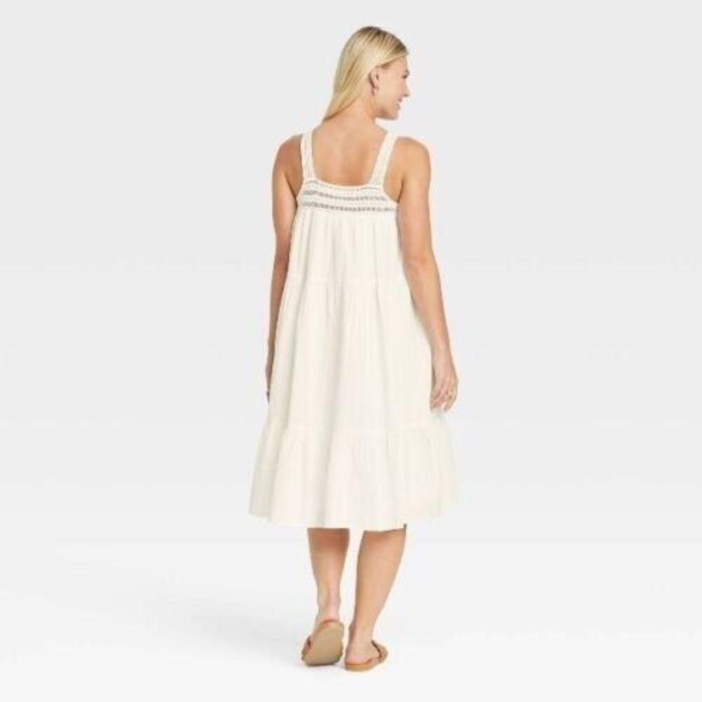 Universal Thread Women's White Crochet Trim Midi Dress - Size Large - NWT - Picture 2 of 6